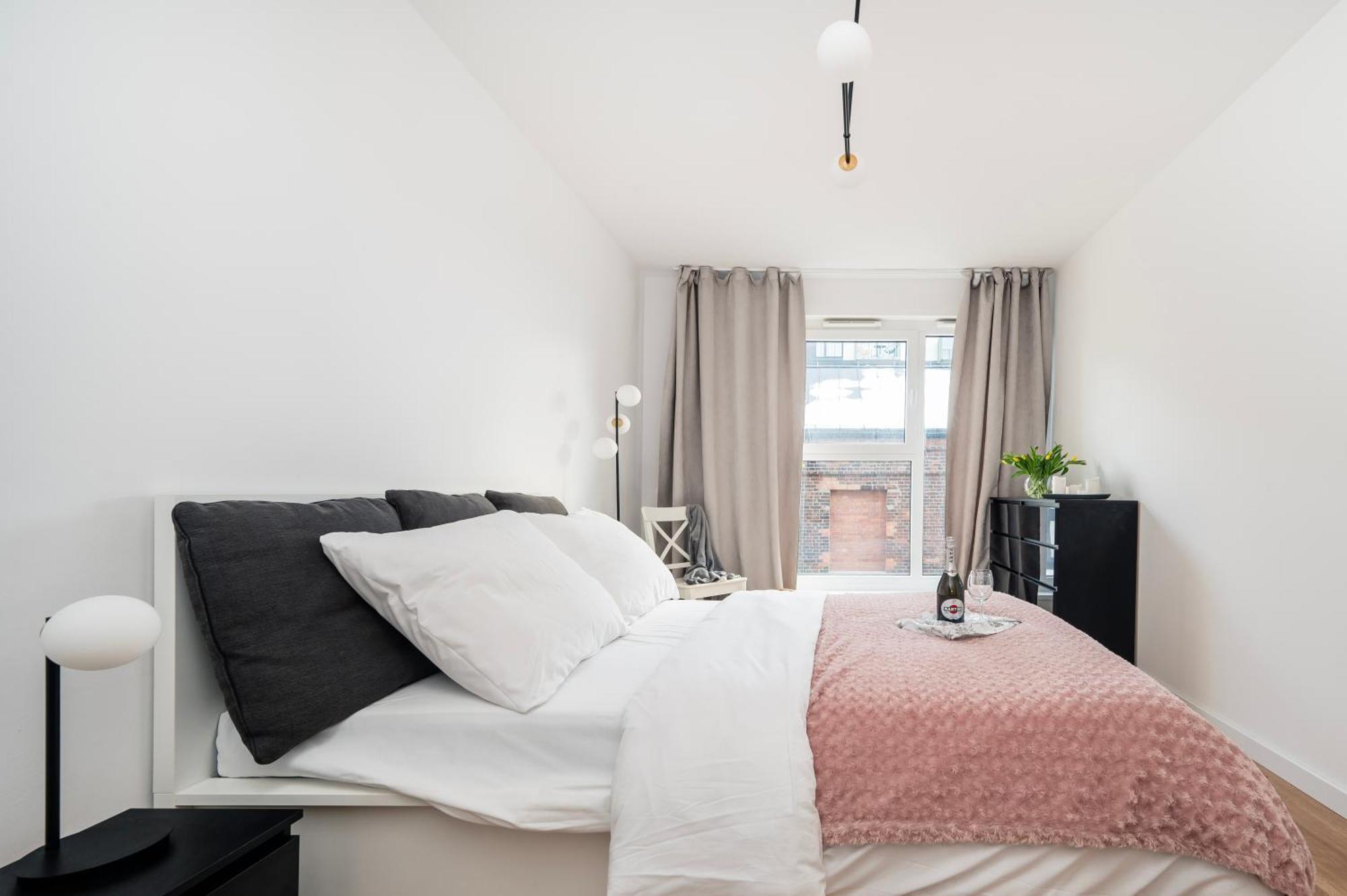 Komfortowe Apartamenty Z Garazem Na Milionowej Лодзь Екстер'єр фото